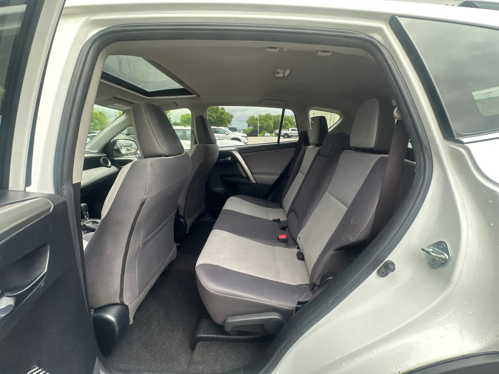 Thumbnail: 2014 Toyota RAV4 - 26