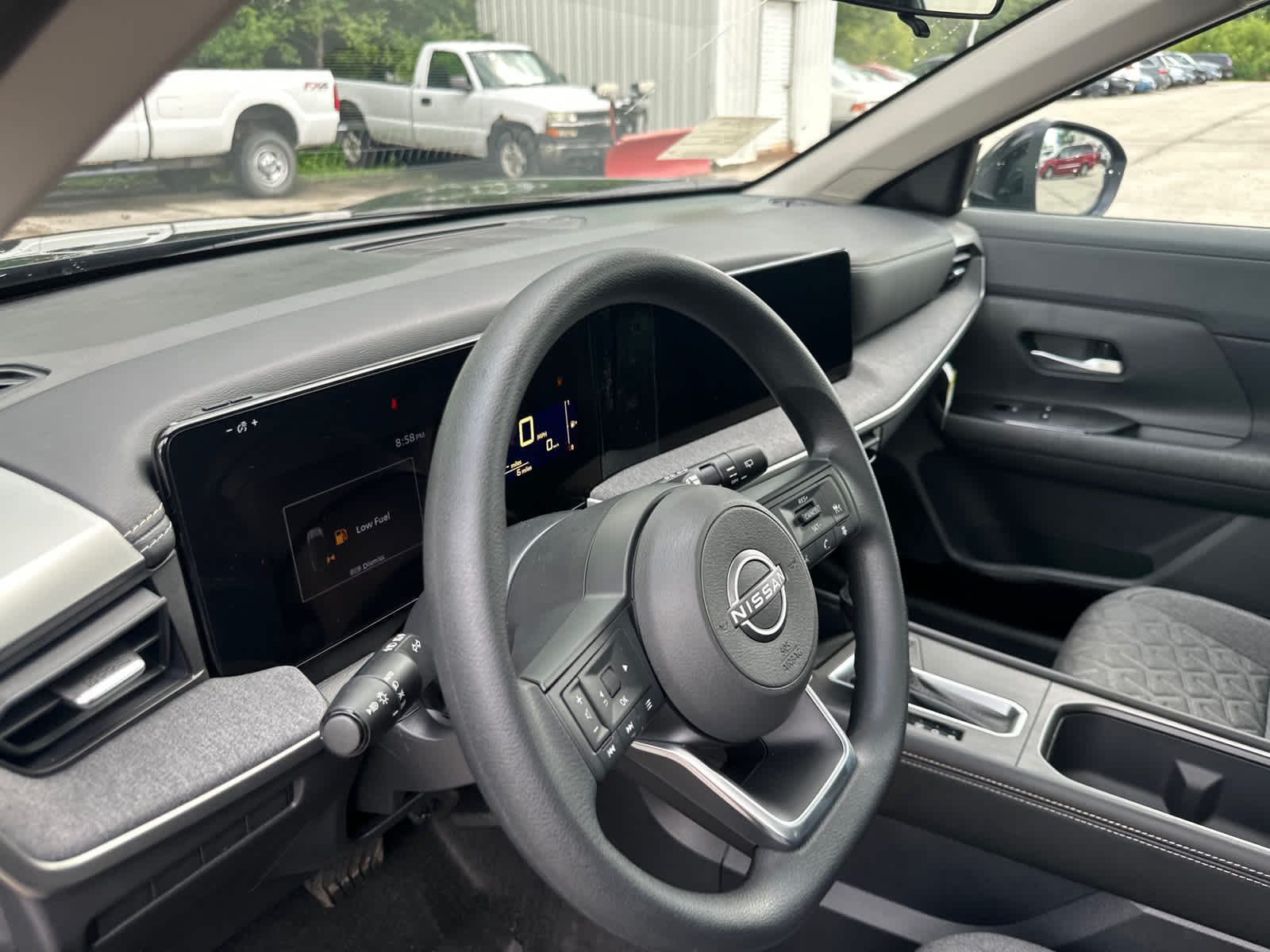 Thumbnail: 2025 Nissan Kicks - 16