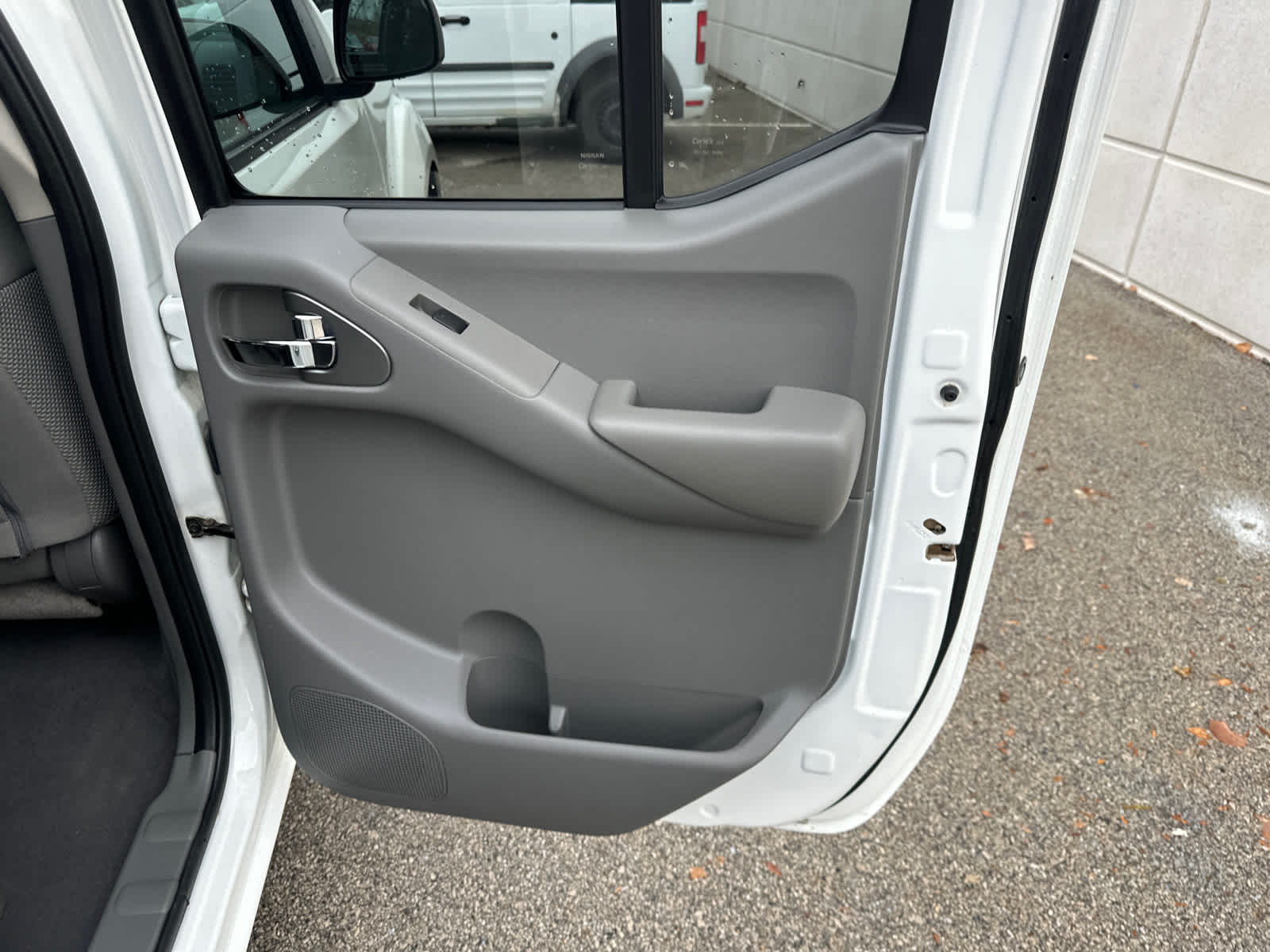 Thumbnail: 2020 Nissan Frontier - 9