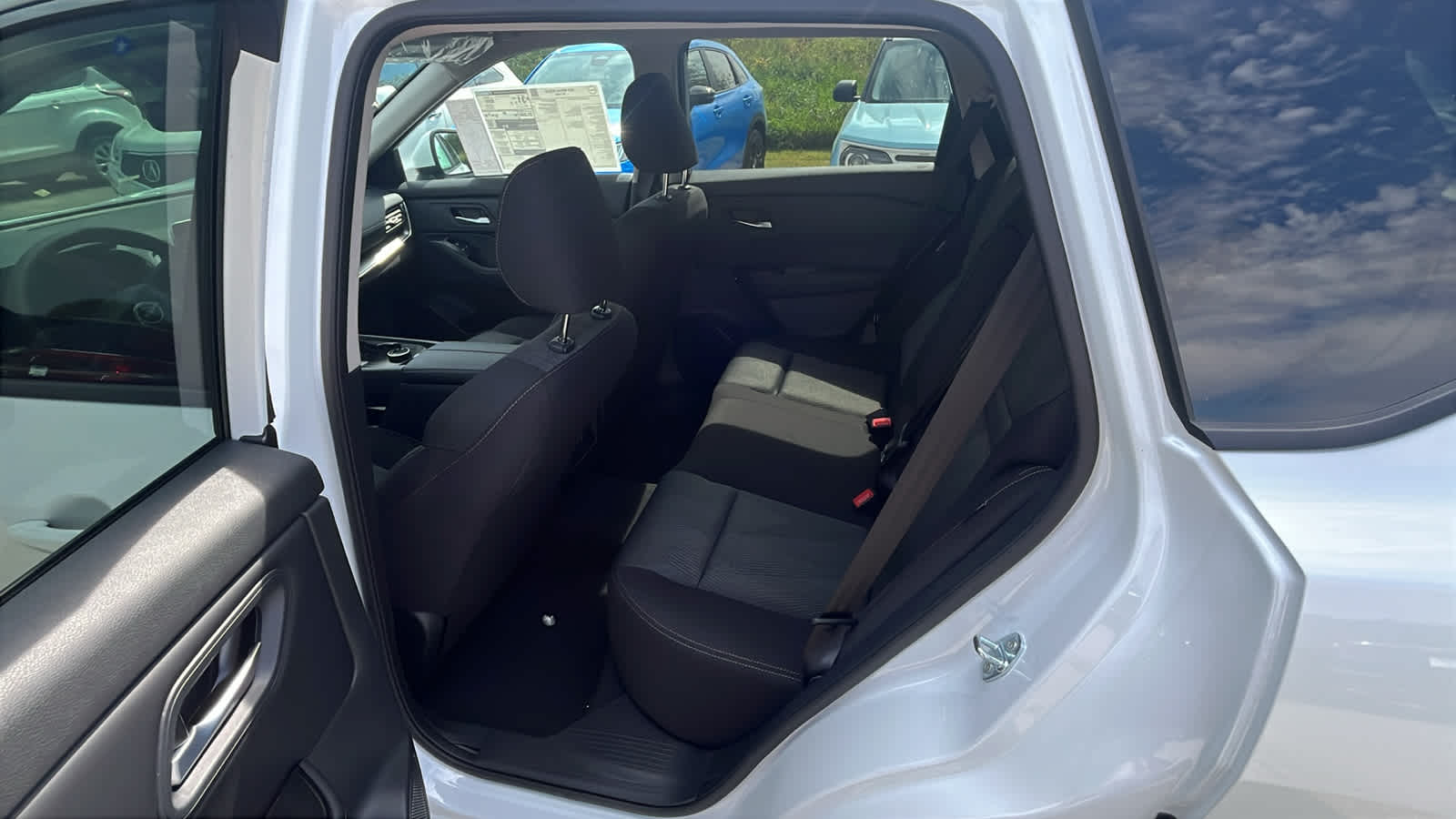 Thumbnail: 2026 Nissan Rogue - 14