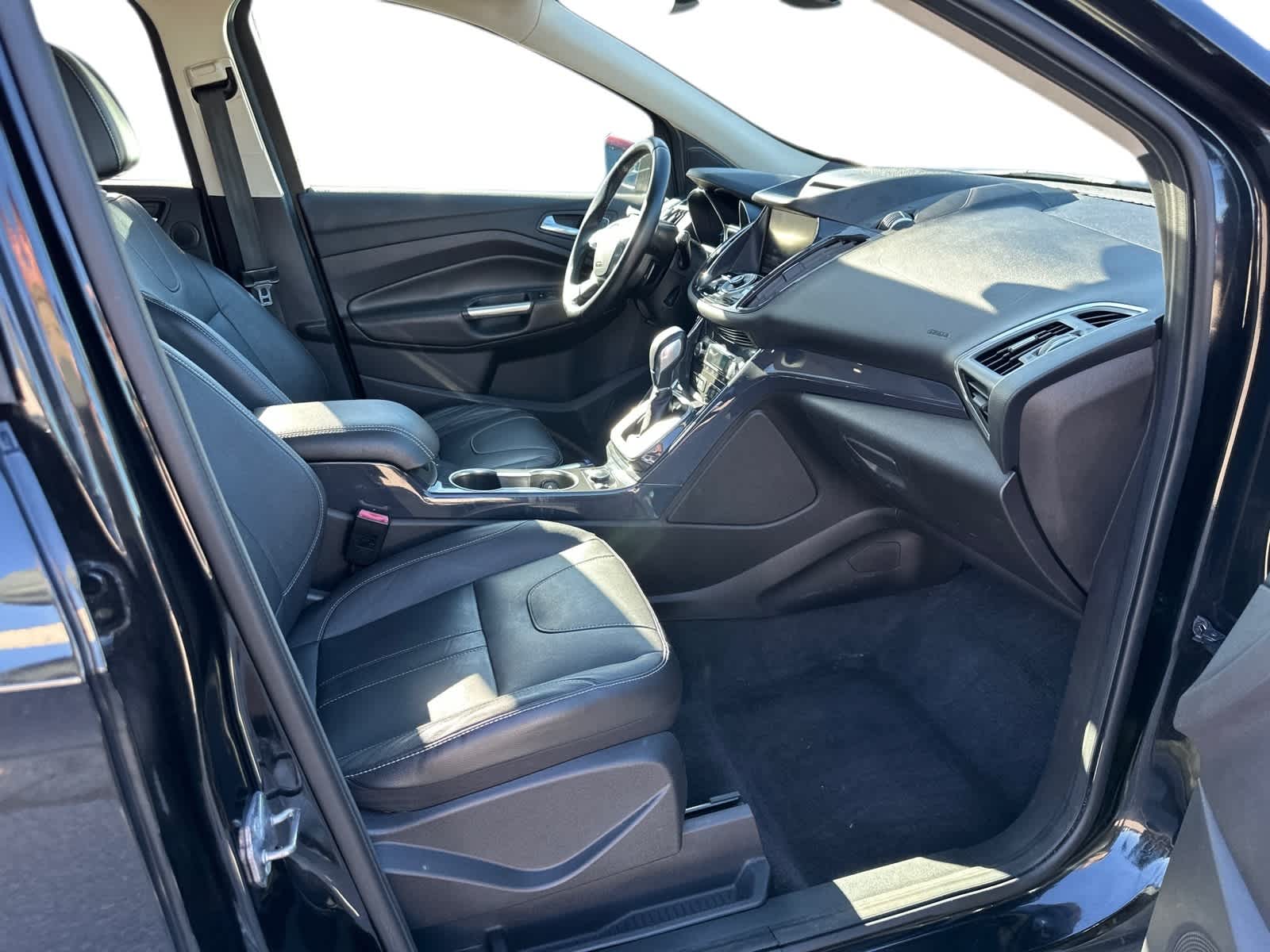 Thumbnail: 2013 Ford Escape - 6