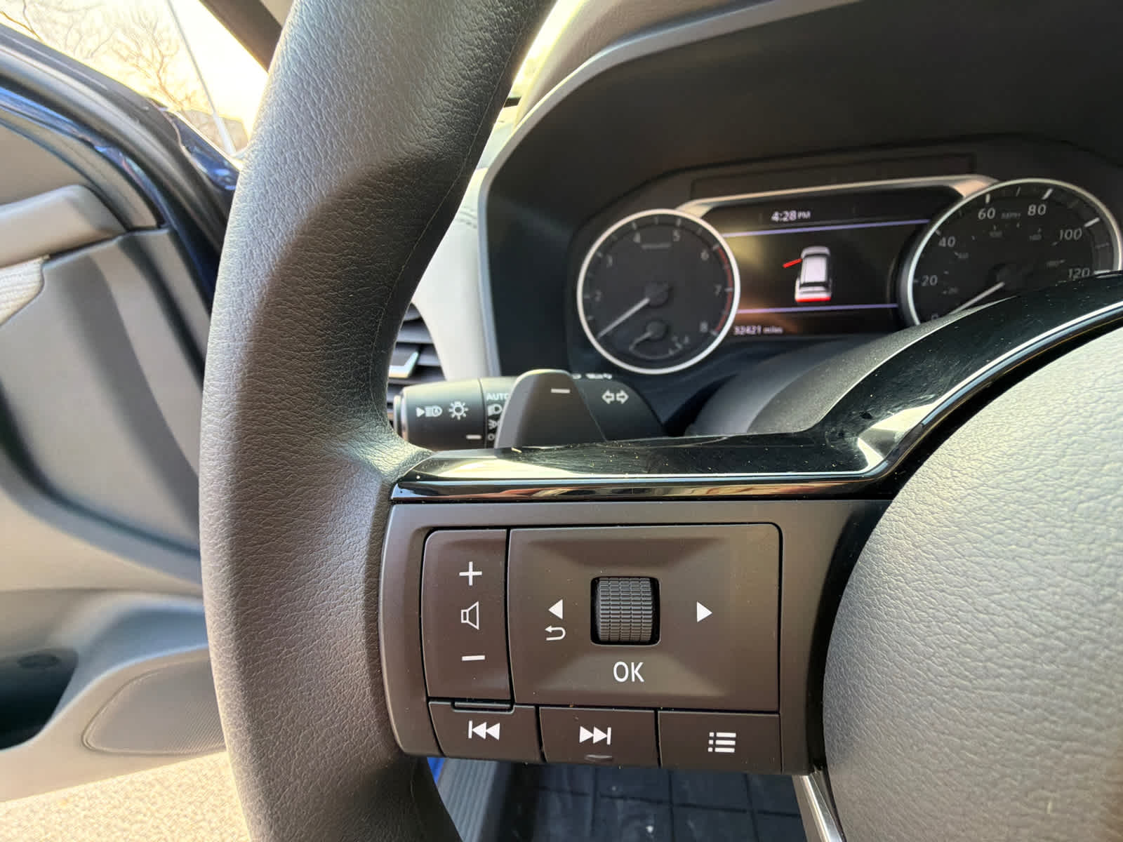 Thumbnail: 2022 Nissan Rogue - 21