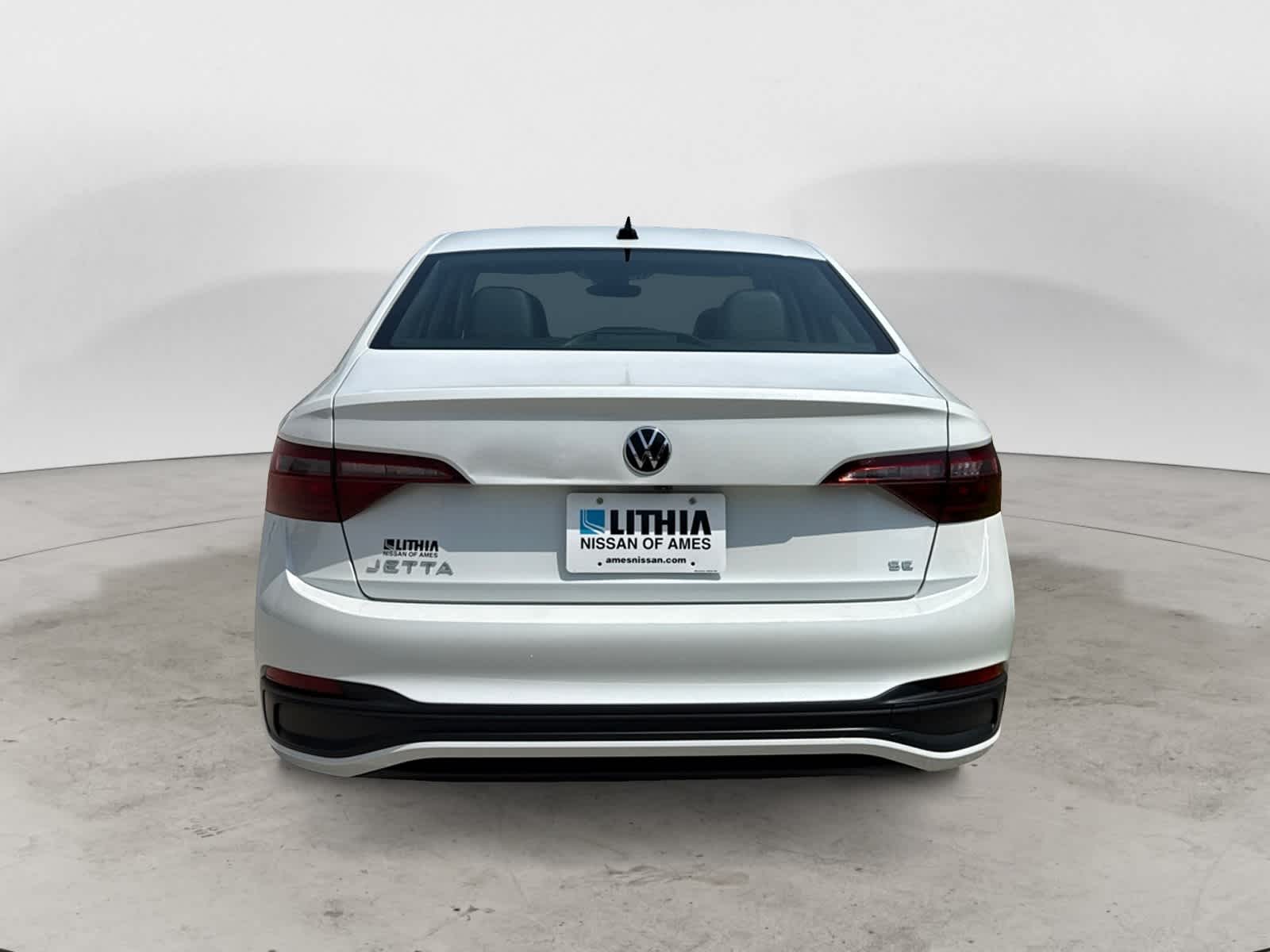 Thumbnail: 2023 Volkswagen Jetta - 5