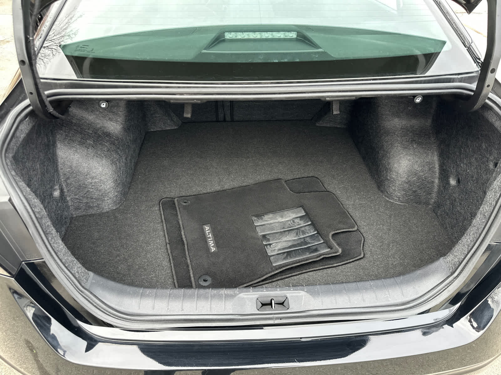 Thumbnail: 2023 Nissan Altima - 11