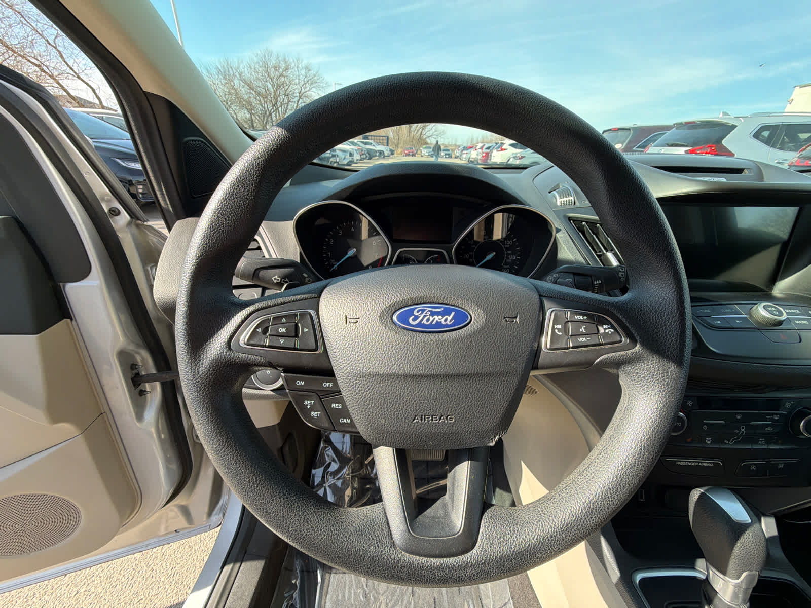 Thumbnail: 2017 Ford Escape - 22