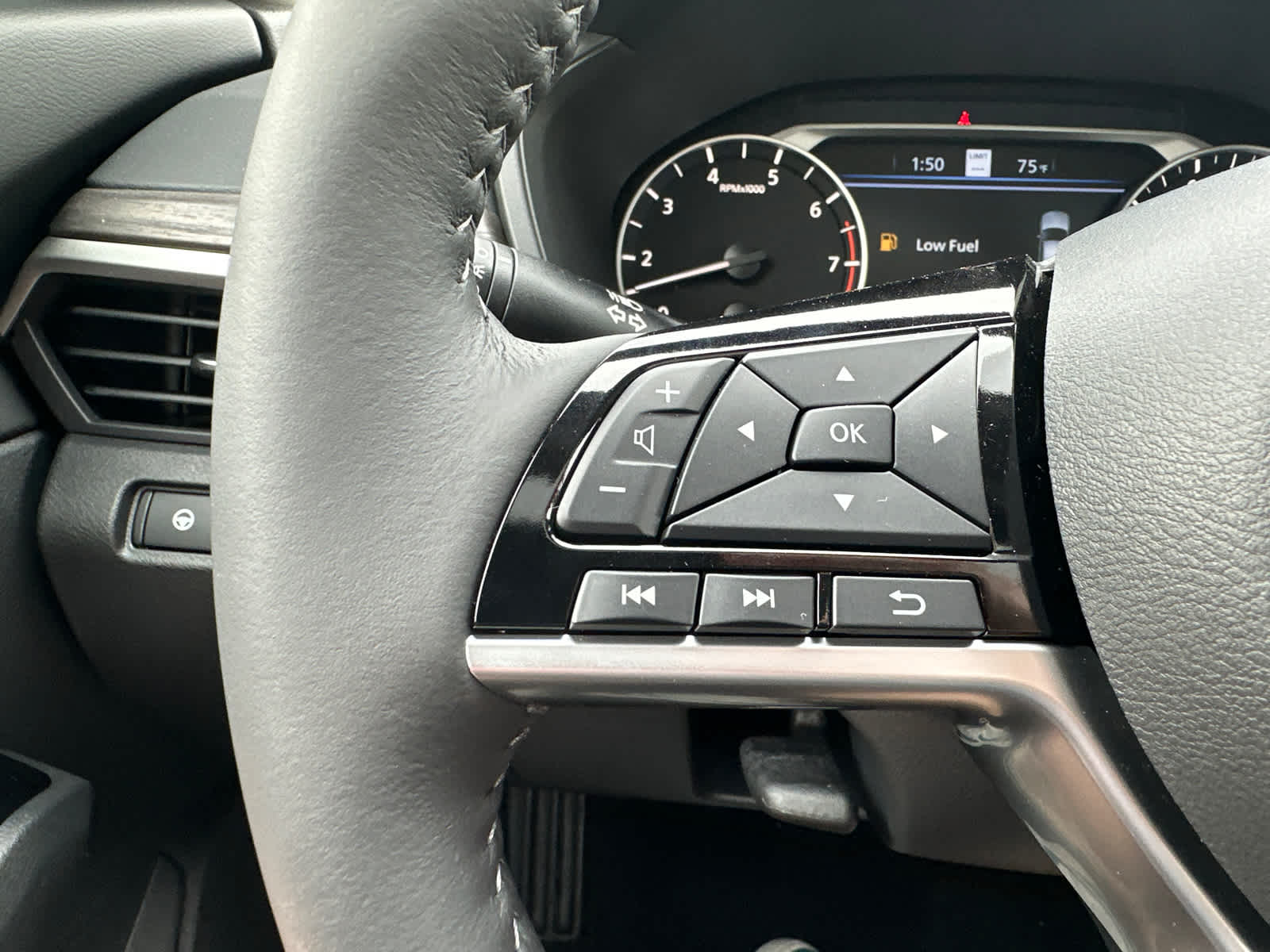 Thumbnail: 2025 Nissan Altima - 18