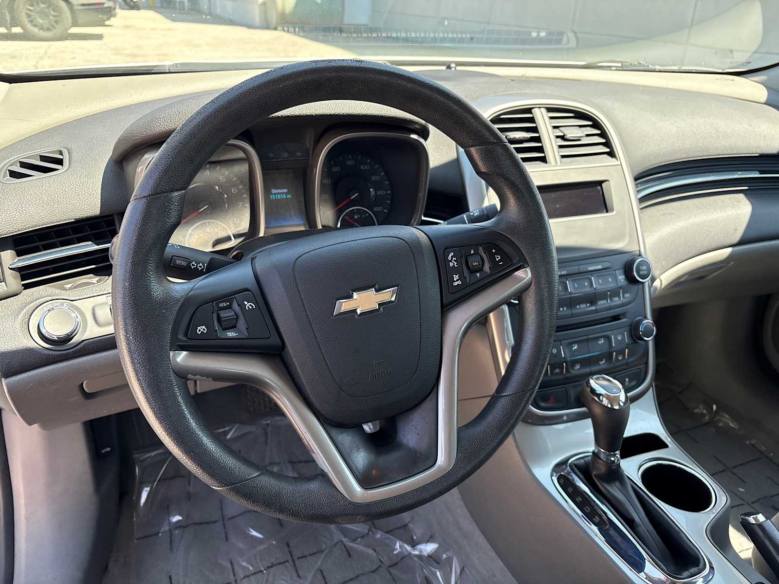 Thumbnail: 2014 Chevrolet Malibu - 14