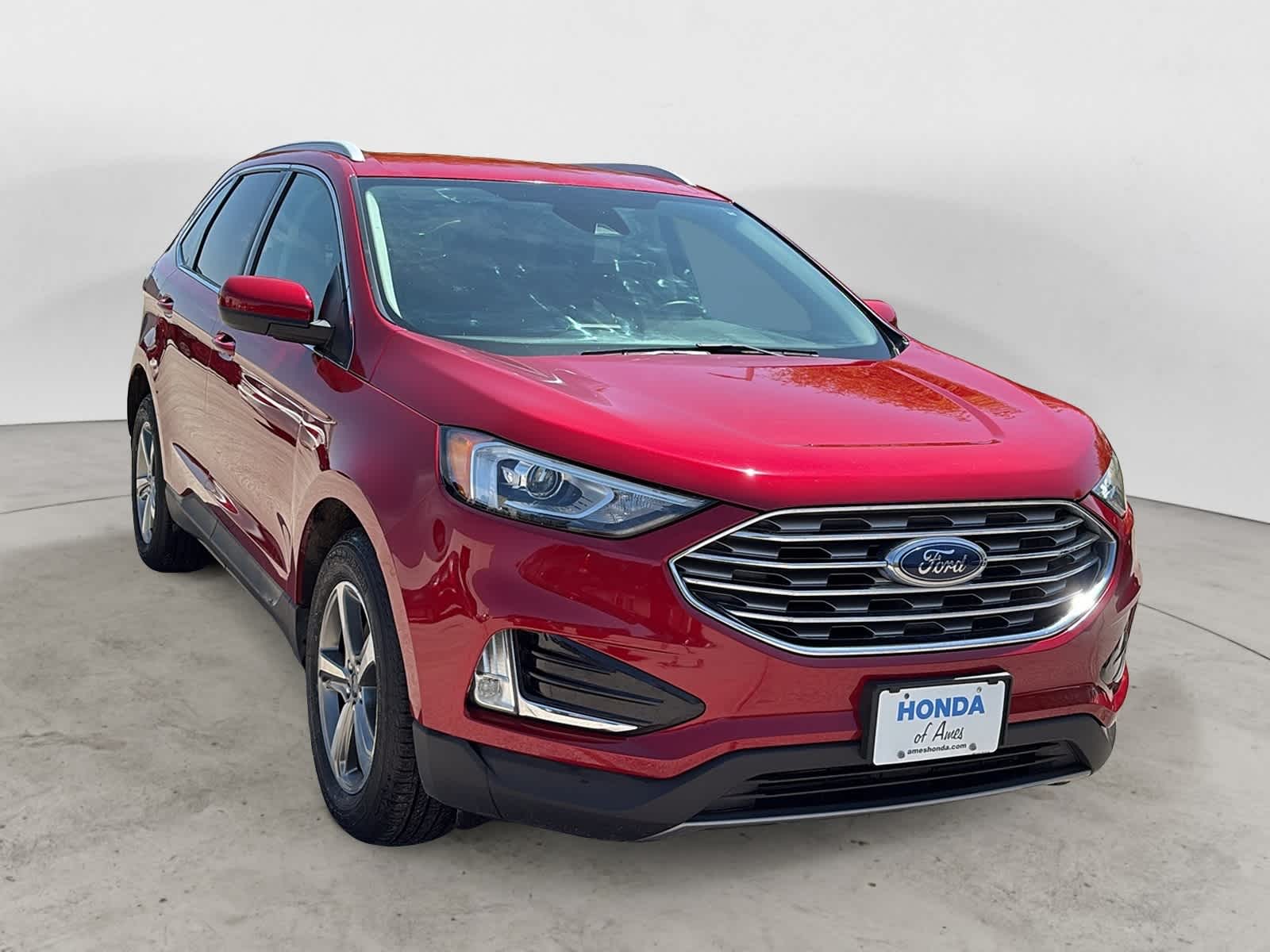 Thumbnail: 2021 Ford Edge - 4
