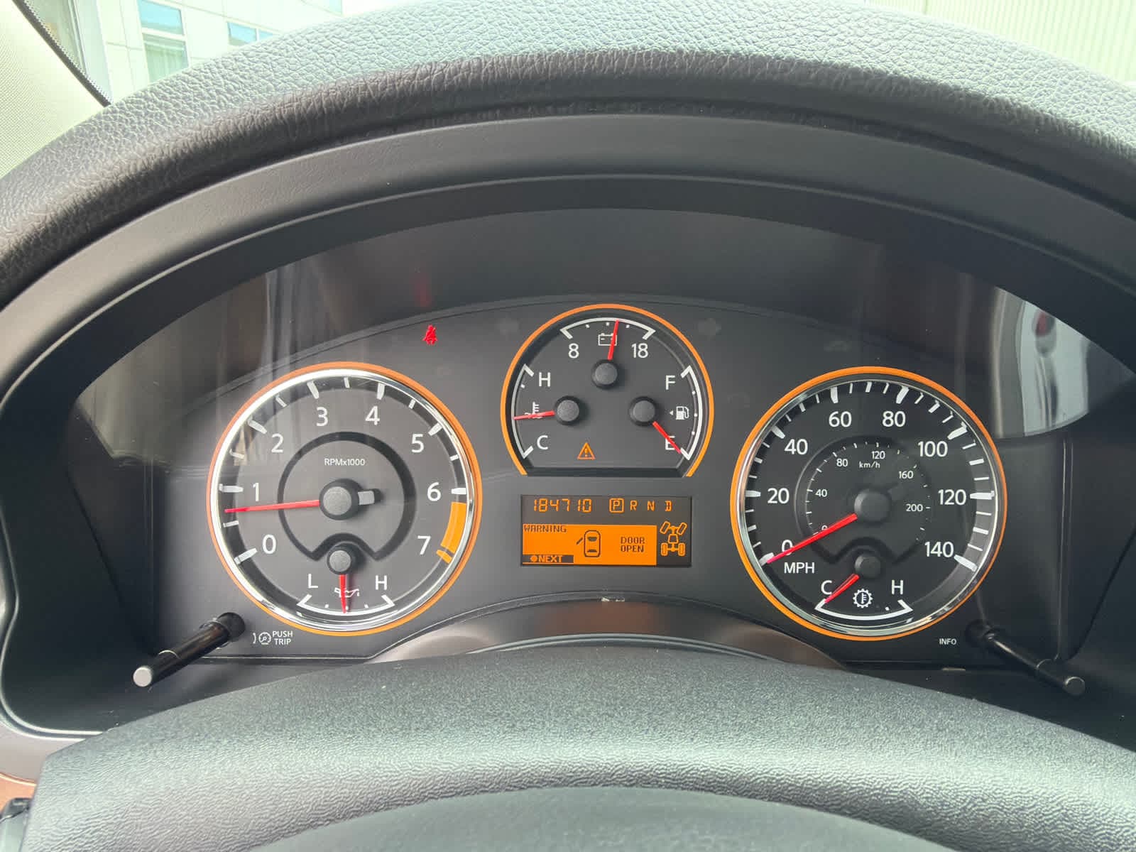 Thumbnail: 2013 Nissan Armada - 26