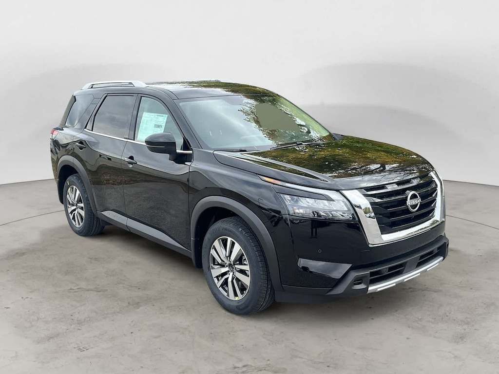 New 2025 Nissan Pathfinder SL SUV