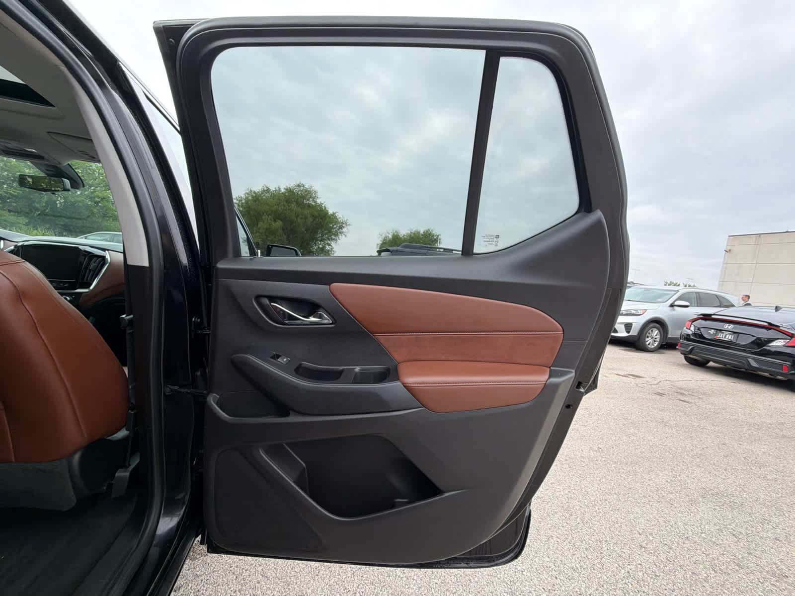 Thumbnail: 2019 Chevrolet Traverse - 9