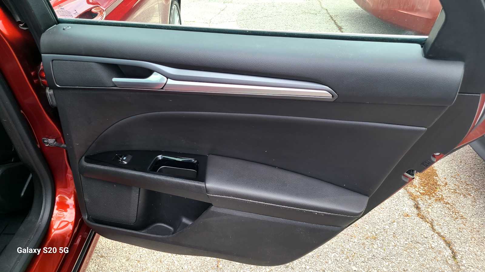 Thumbnail: 2014 Ford Fusion - 16