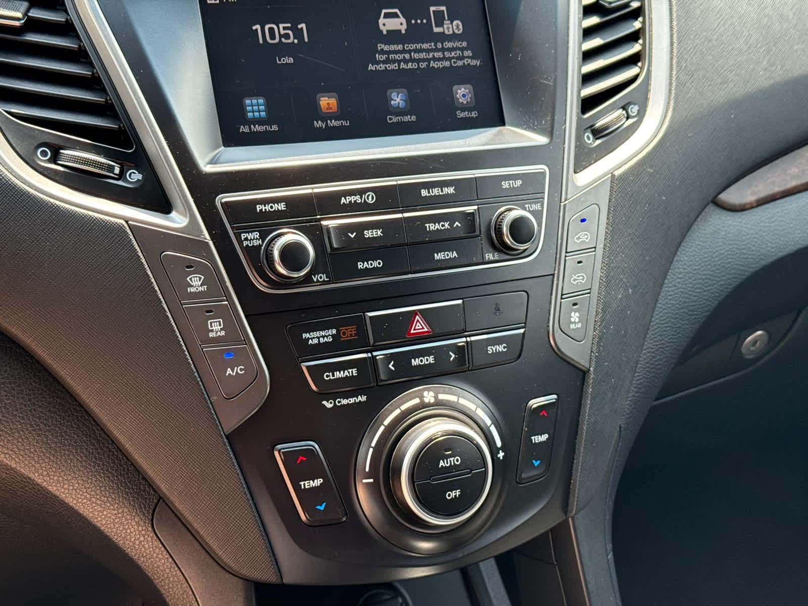 Thumbnail: 2019 Hyundai Santa Fe - 18