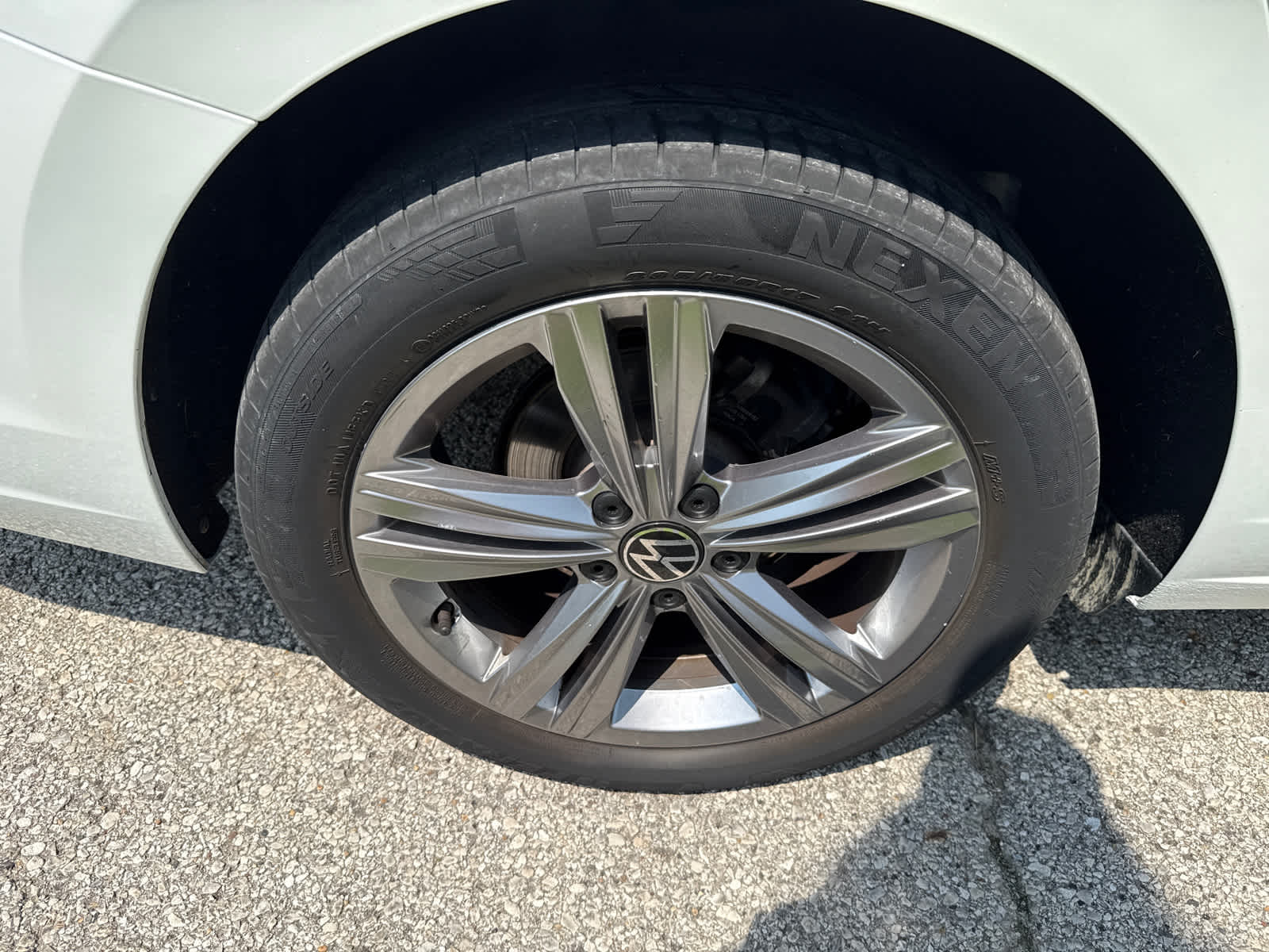 Thumbnail: 2023 Volkswagen Jetta - 8