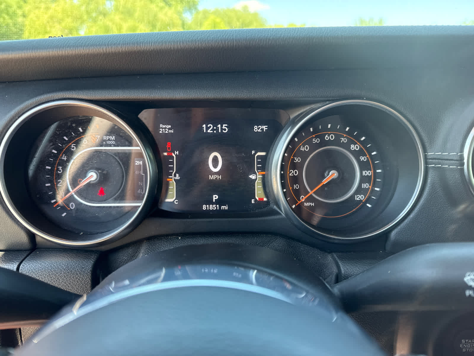 Thumbnail: 2022 Jeep Gladiator - 16