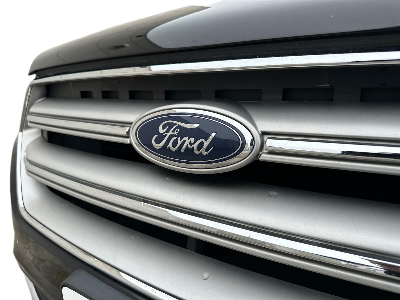 Thumbnail: 2019 Ford Escape - 6