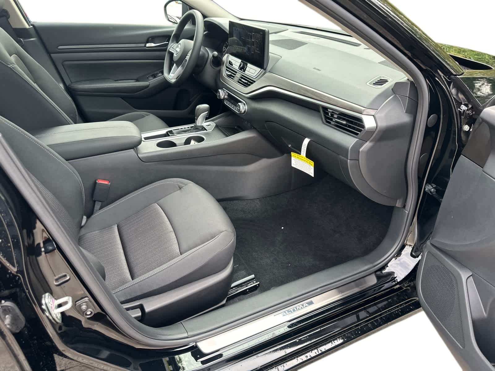 Thumbnail: 2025 Nissan Altima - 6