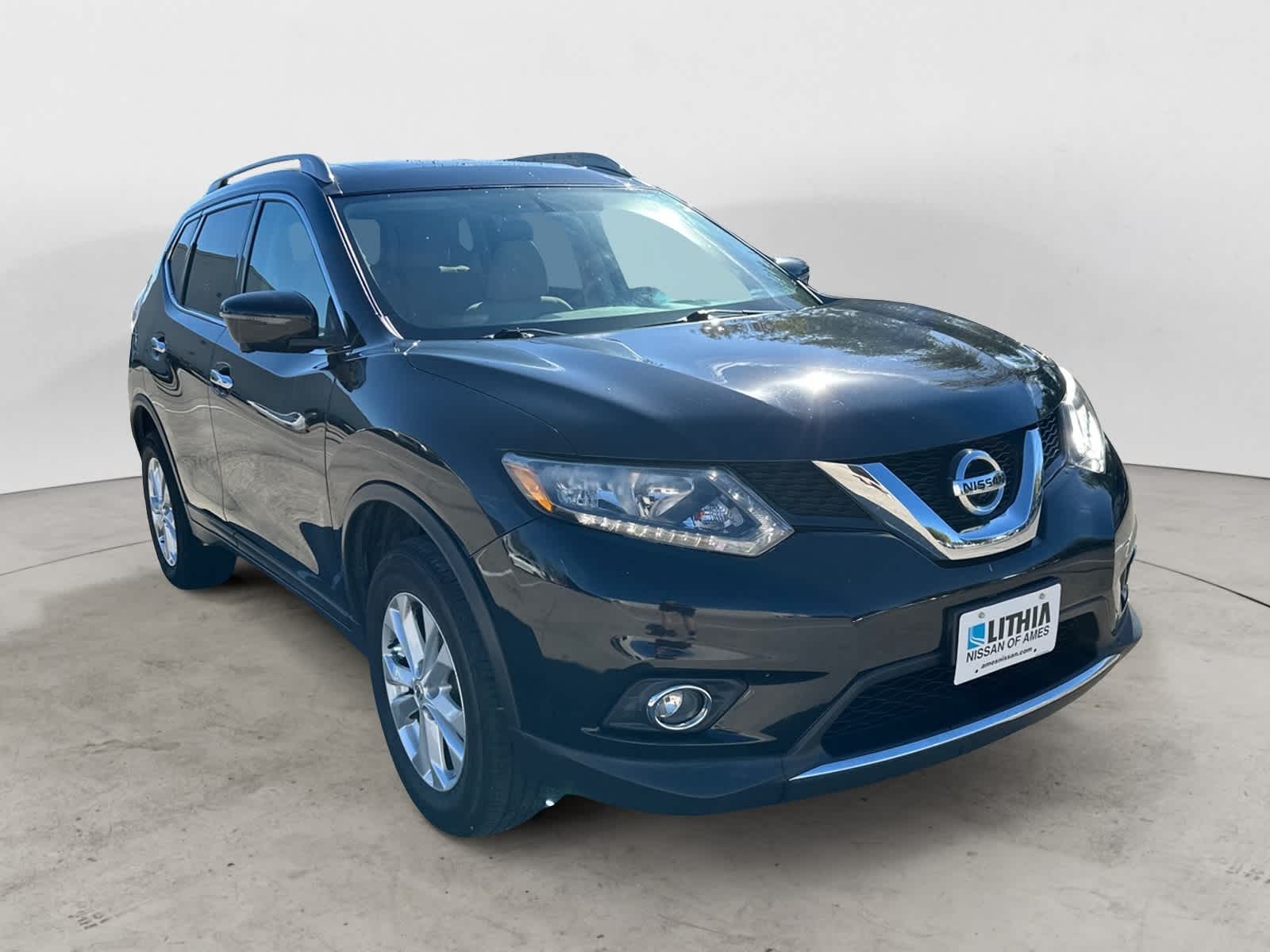 Thumbnail: 2016 Nissan Rogue - 4