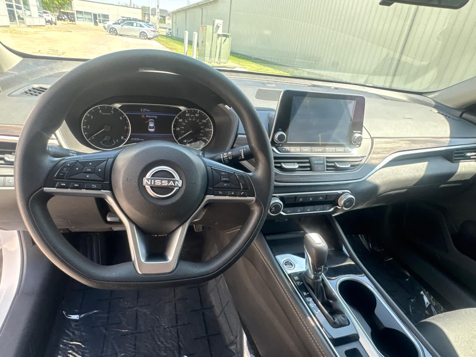 Thumbnail: 2023 Nissan Altima - 21