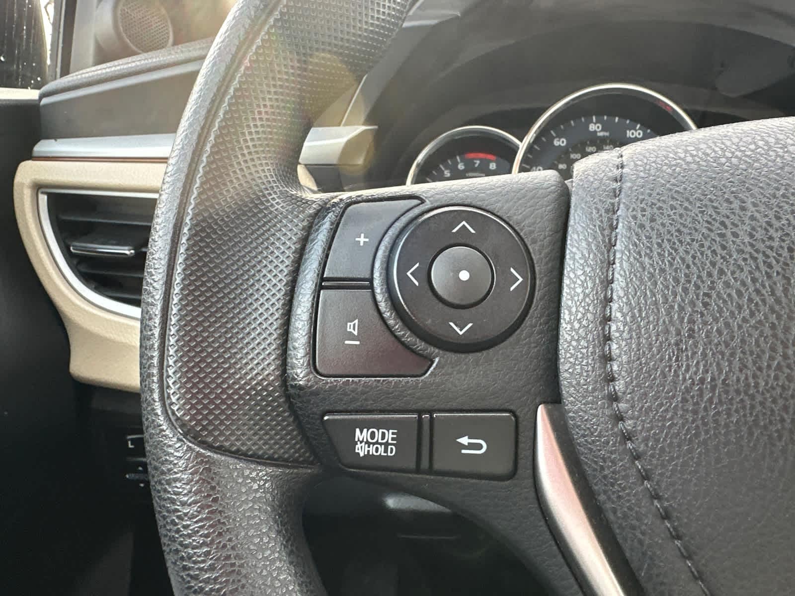 Thumbnail: 2016 Toyota Corolla - 21