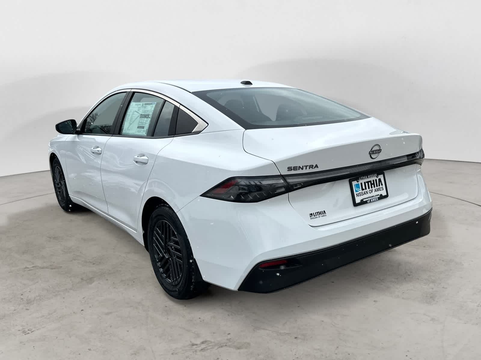 Thumbnail: 2026 Nissan Sentra - 2