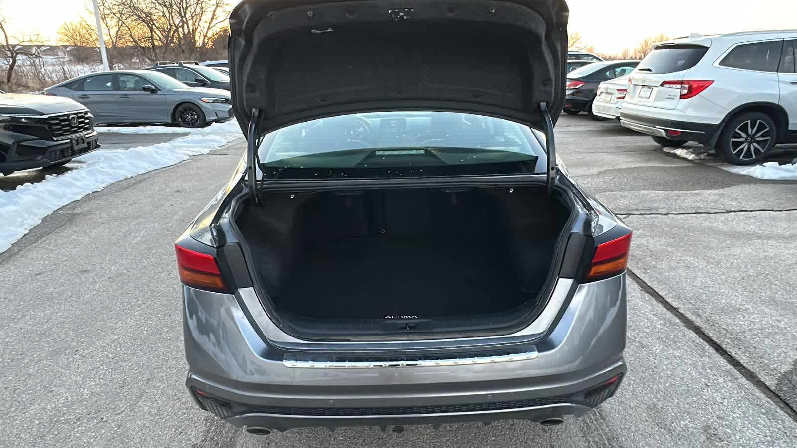 Thumbnail: 2021 Nissan Altima - 11