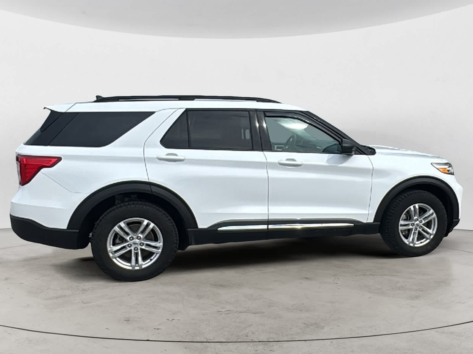 Thumbnail: 2023 Ford Explorer - 6
