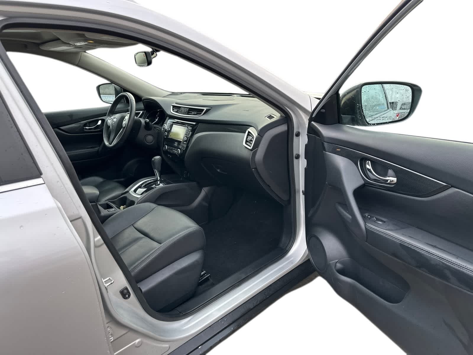 Thumbnail: 2015 Nissan Rogue - 5