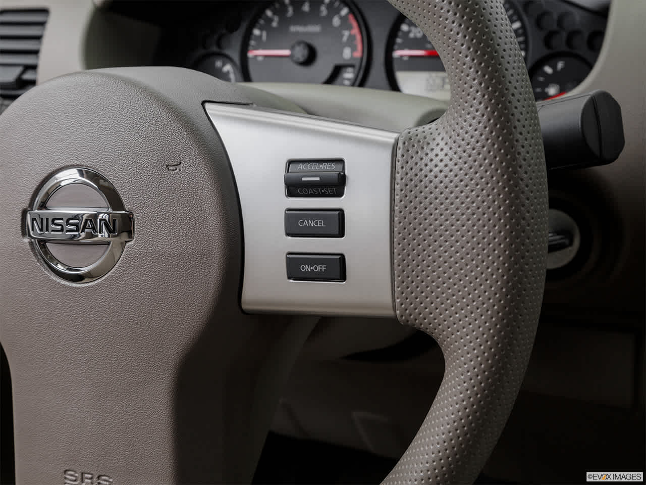 Thumbnail: 2016 Nissan Frontier - 16