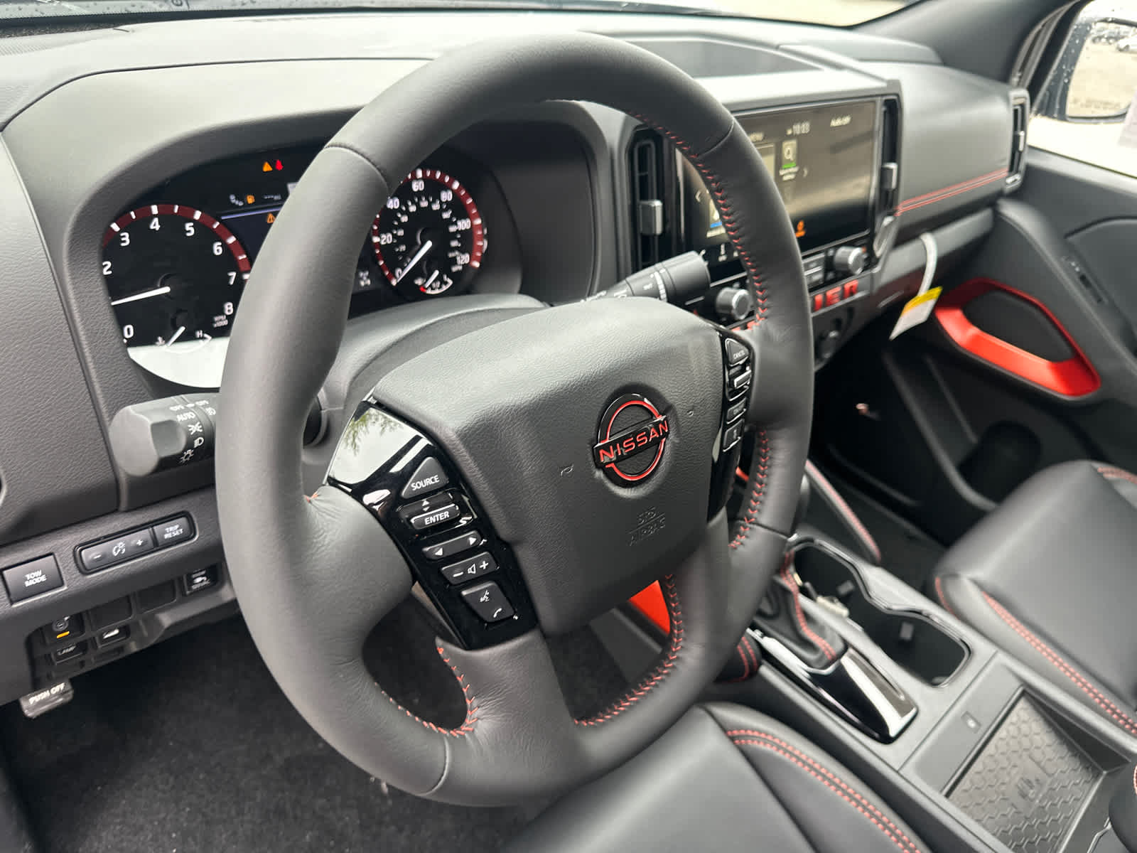 Thumbnail: 2025 Nissan Frontier - 23