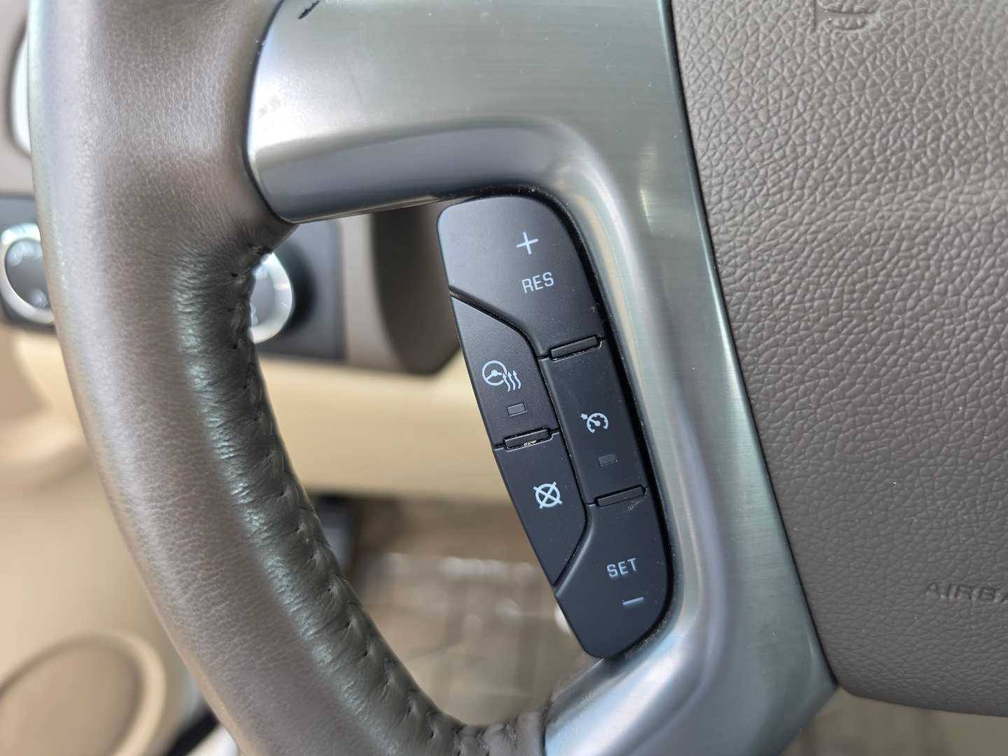 Thumbnail: 2014 GMC Yukon XL - 24