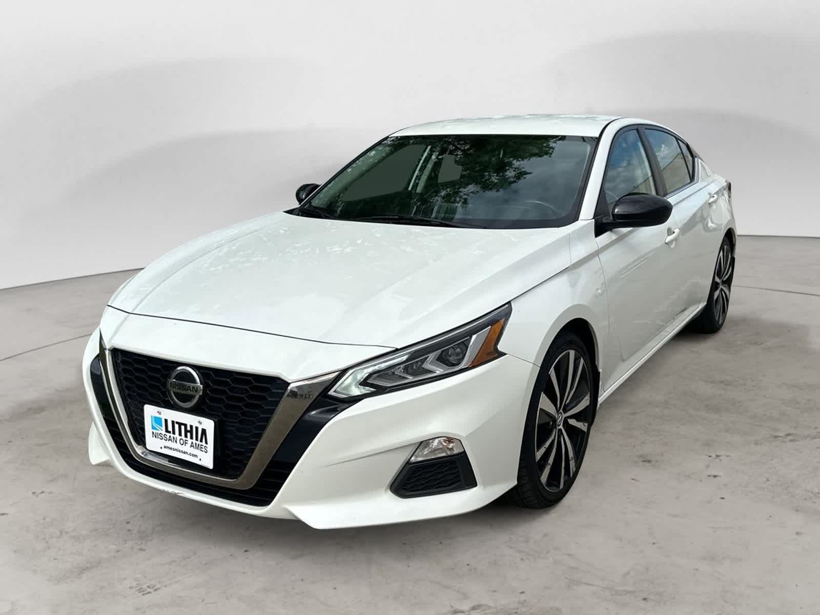 2022 Nissan Altima SR -
                  Ames, IA