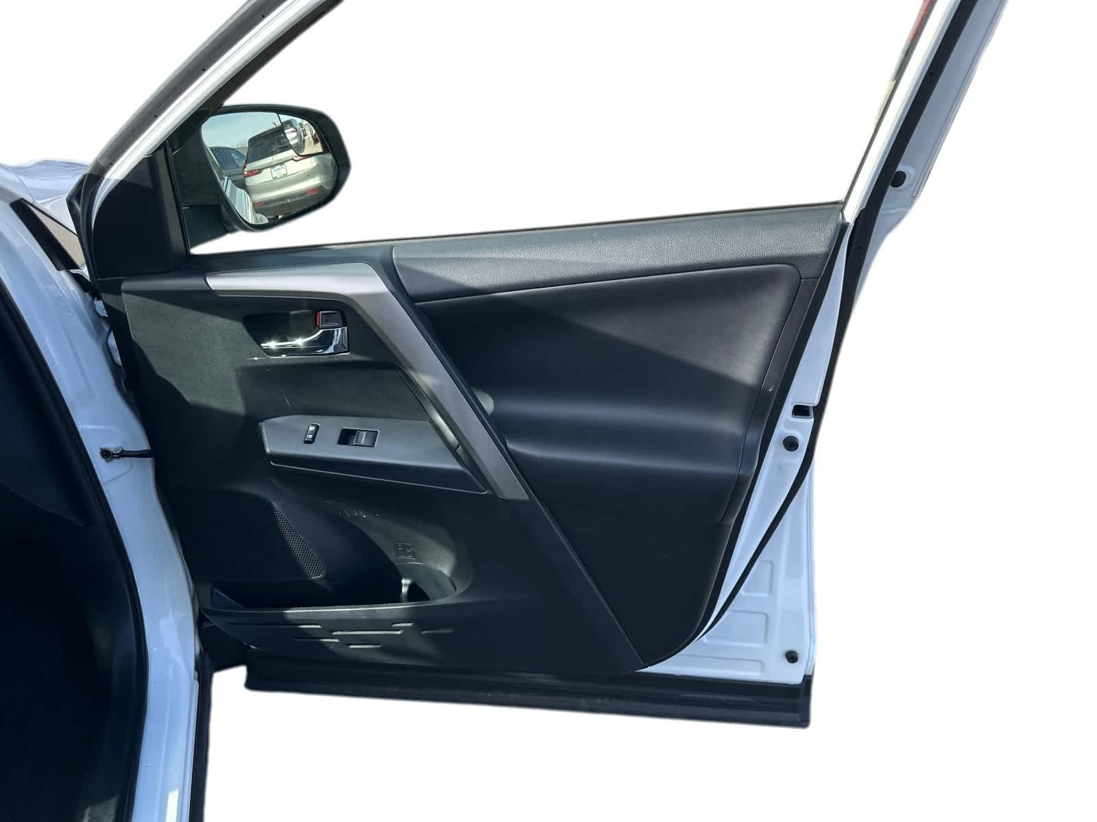 Thumbnail: 2017 Toyota RAV4 - 5