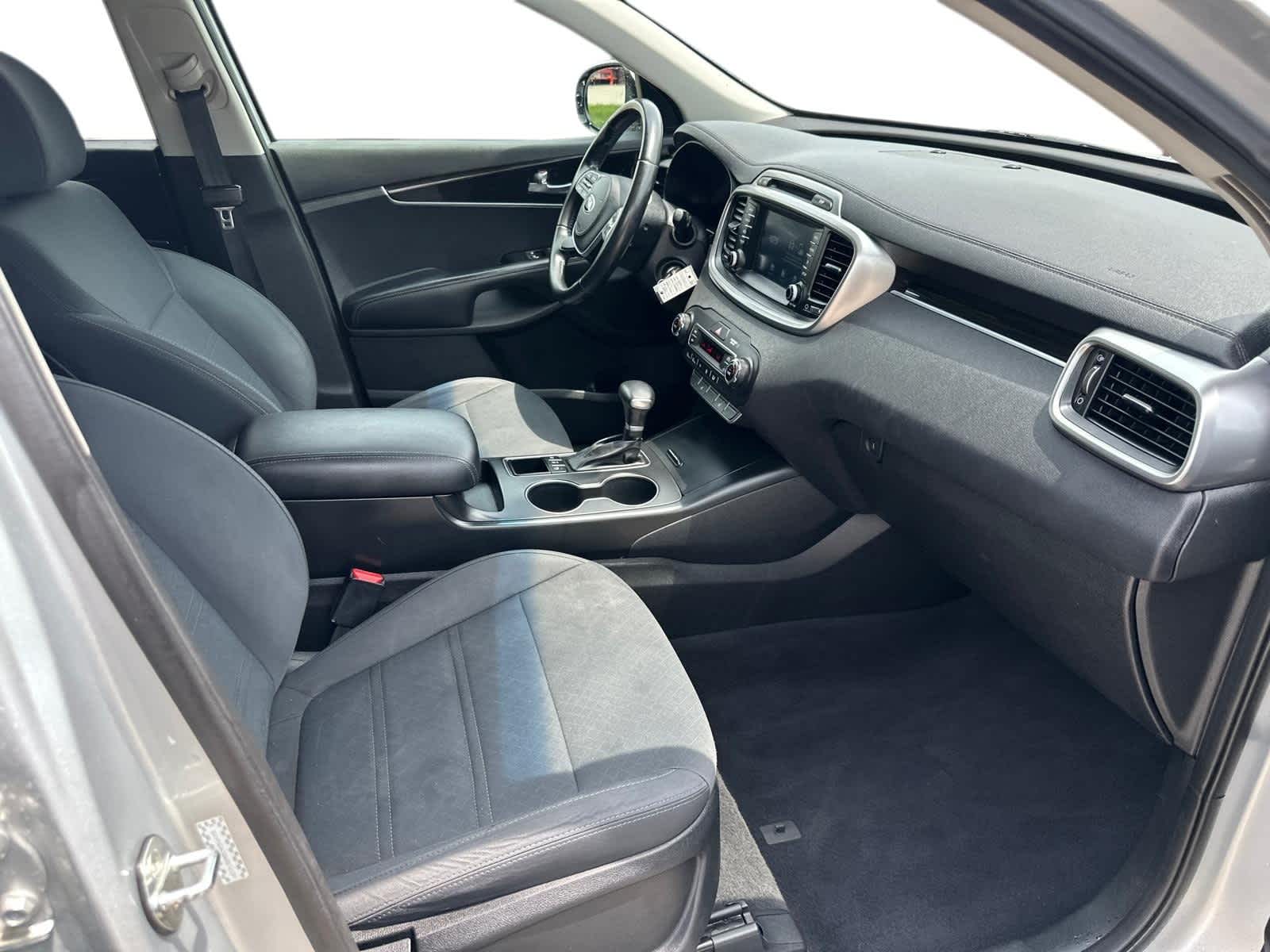 2019 Kia Sorento LX 6