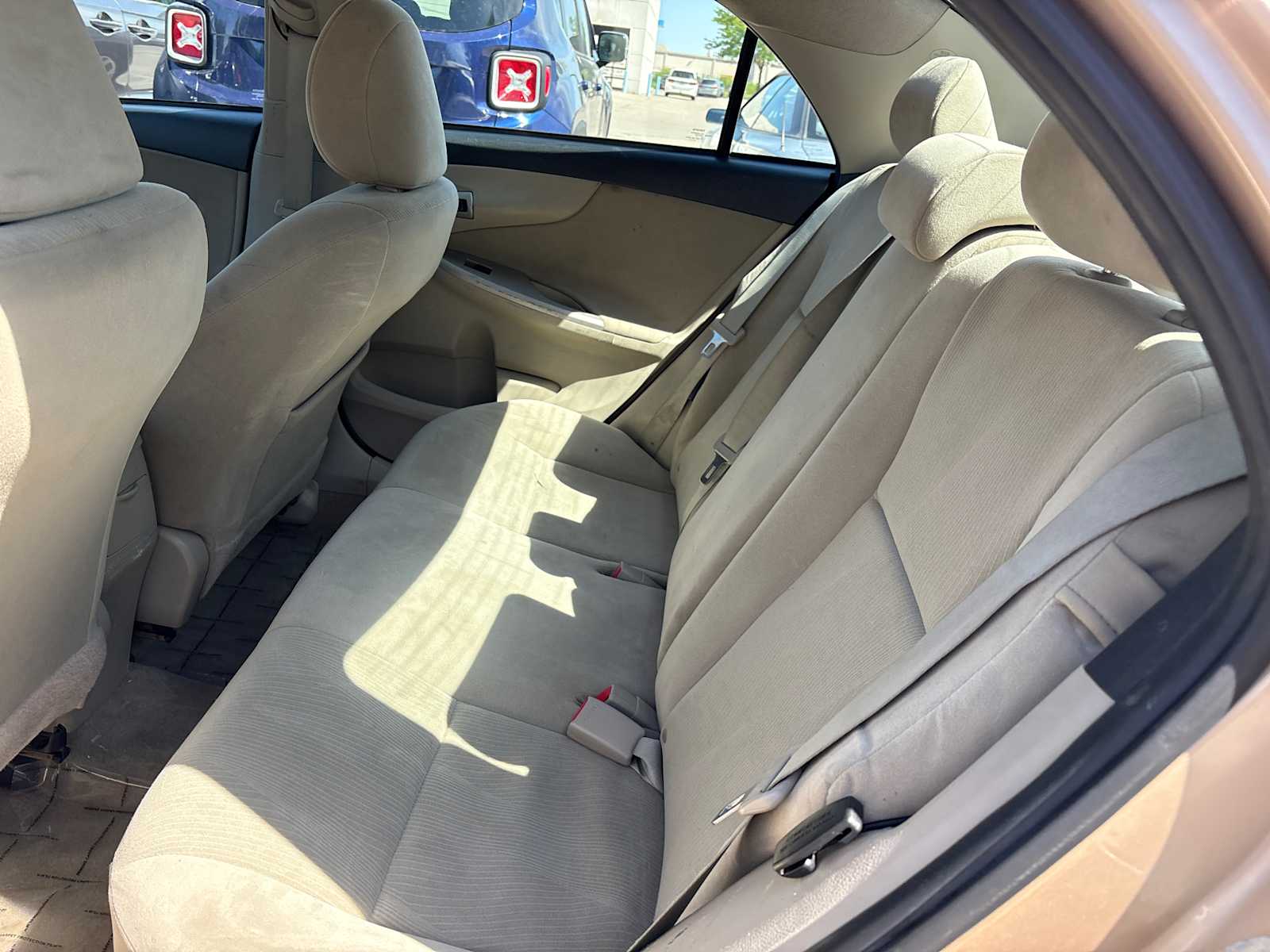 Thumbnail: 2012 Toyota Corolla - 15