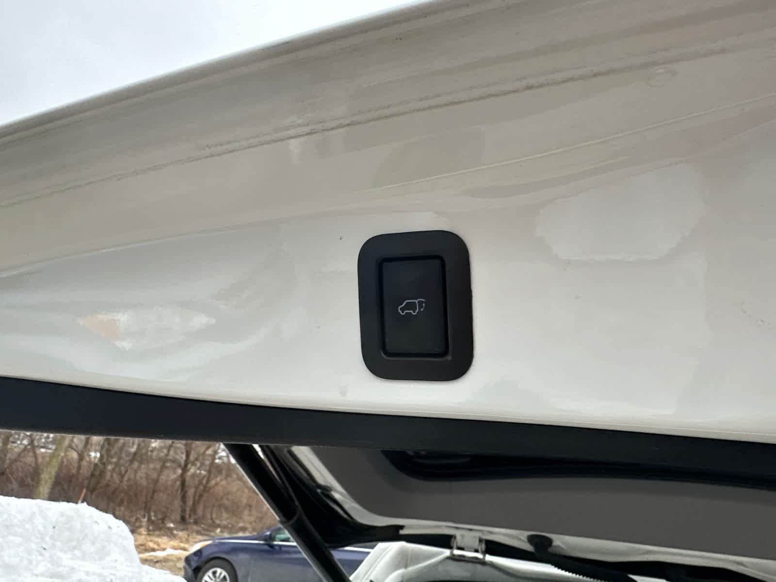 Thumbnail: 2018 Toyota Highlander - 11