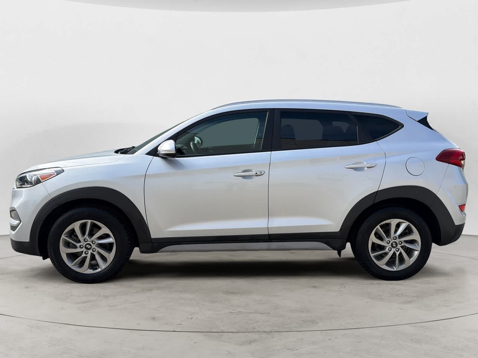 Thumbnail: 2017 Hyundai Tucson - 2