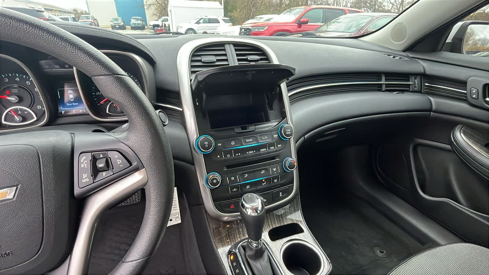 Thumbnail: 2015 Chevrolet Malibu - 19