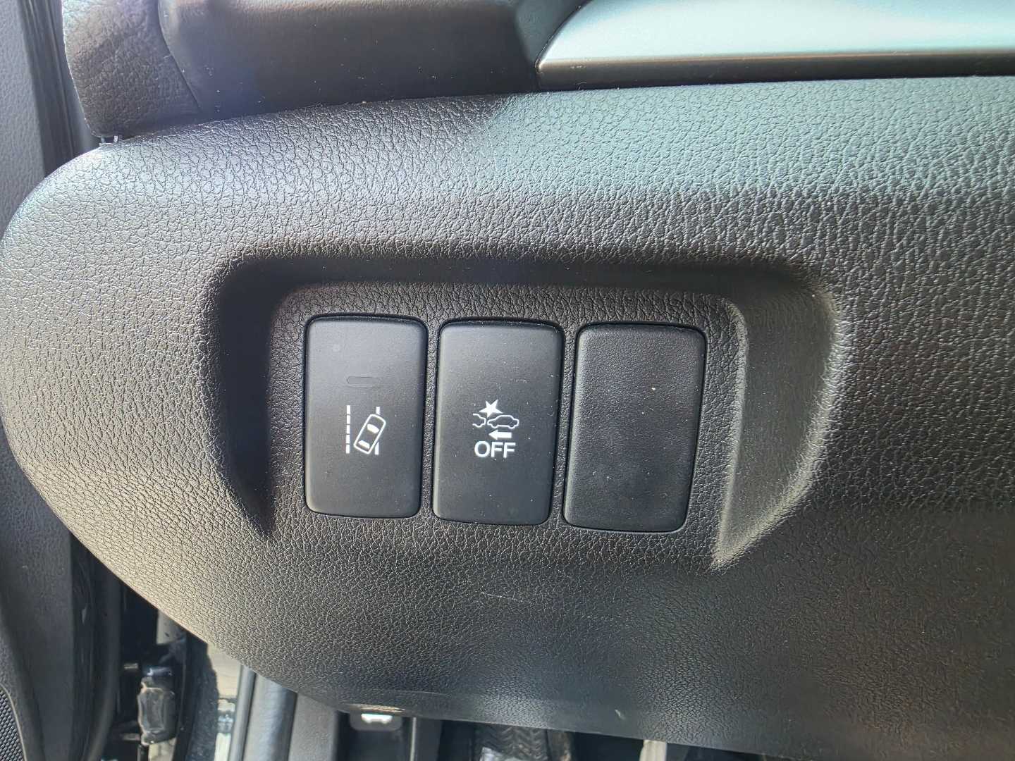 Thumbnail: 2021 Acura ILX - 15