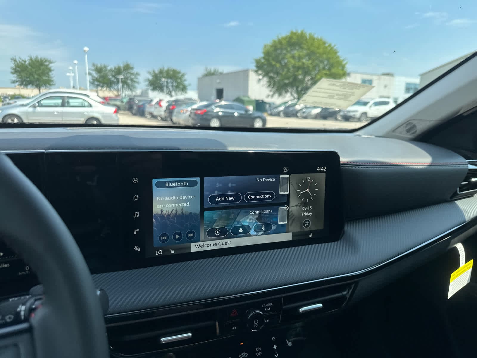 Thumbnail: 2025 Nissan Kicks - 20