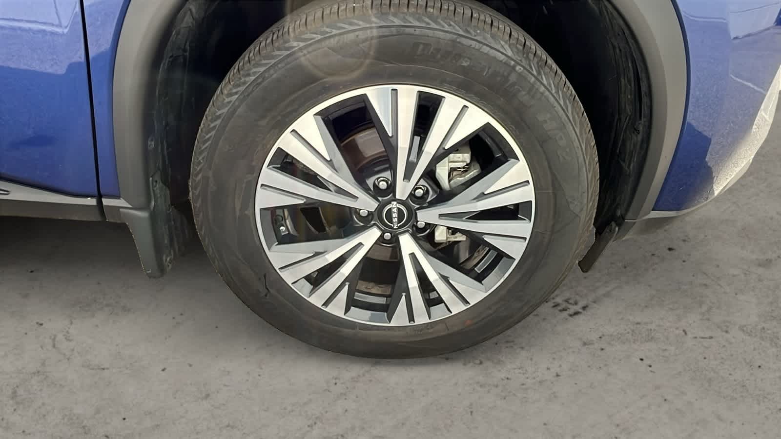 Thumbnail: 2023 Nissan Rogue - 5