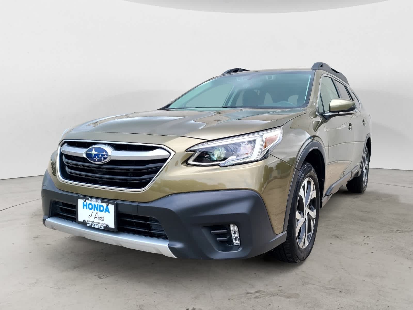Thumbnail: 2022 Subaru Outback - 1