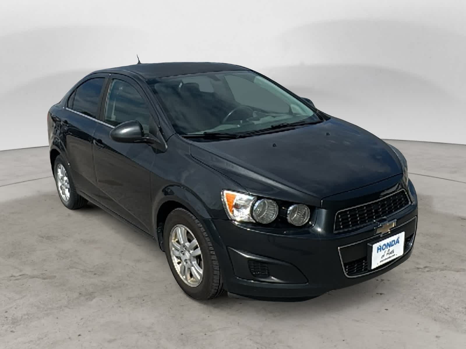 Thumbnail: 2015 Chevrolet Sonic - 6