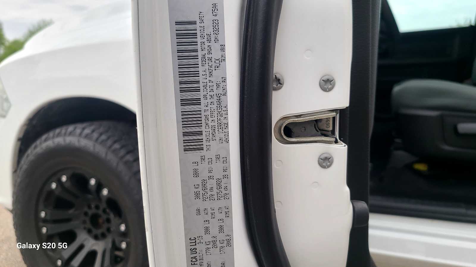 Thumbnail: 2019 RAM 1500 Classic - 21
