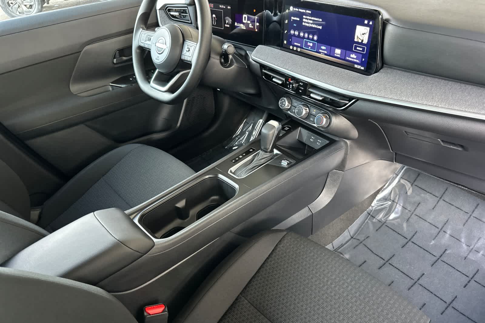 Thumbnail: 2026 Nissan Kicks - 16