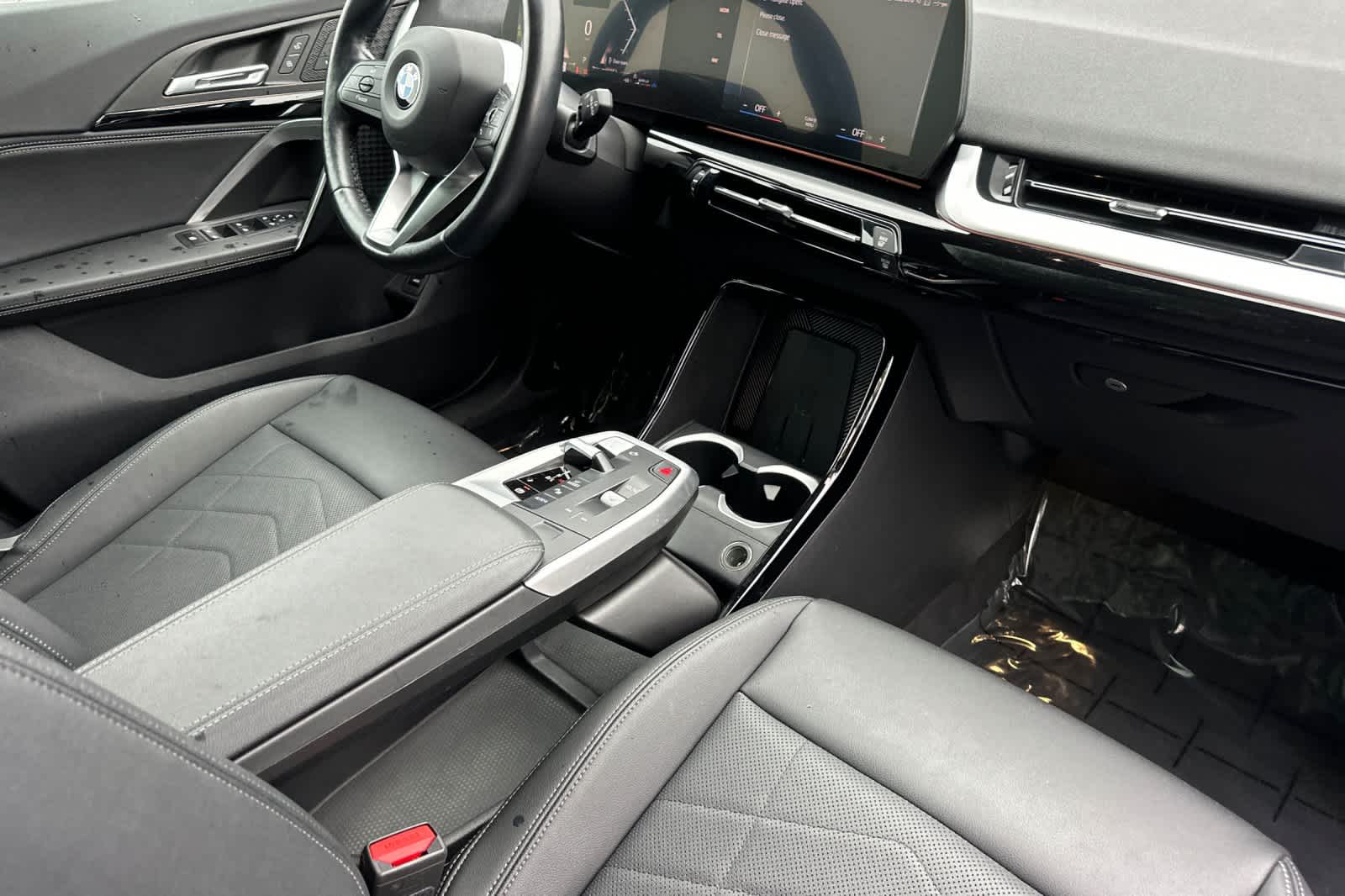 Thumbnail: 2023 BMW X1 - 16