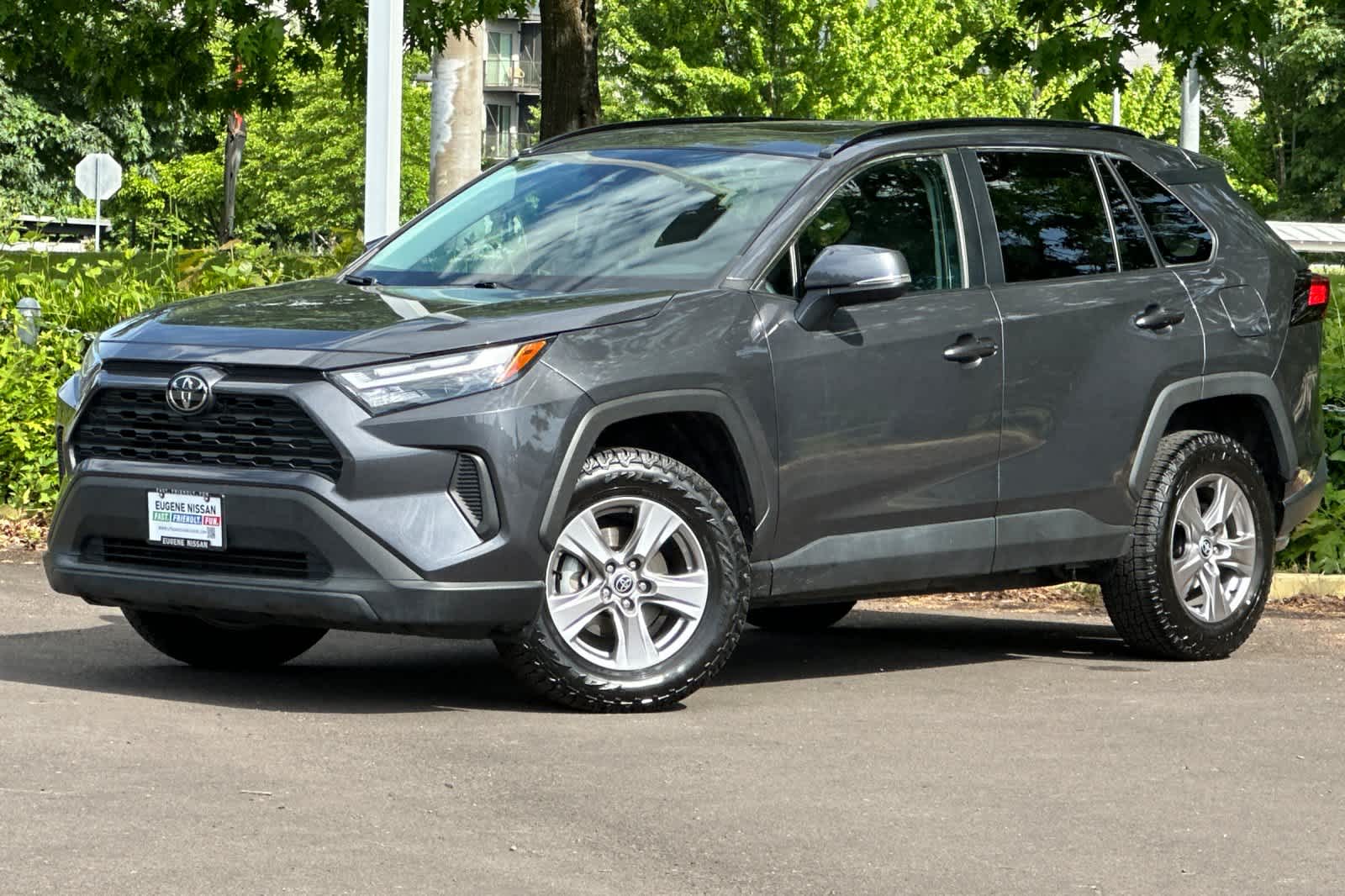 2022 Toyota RAV4 XLE AWD's photo