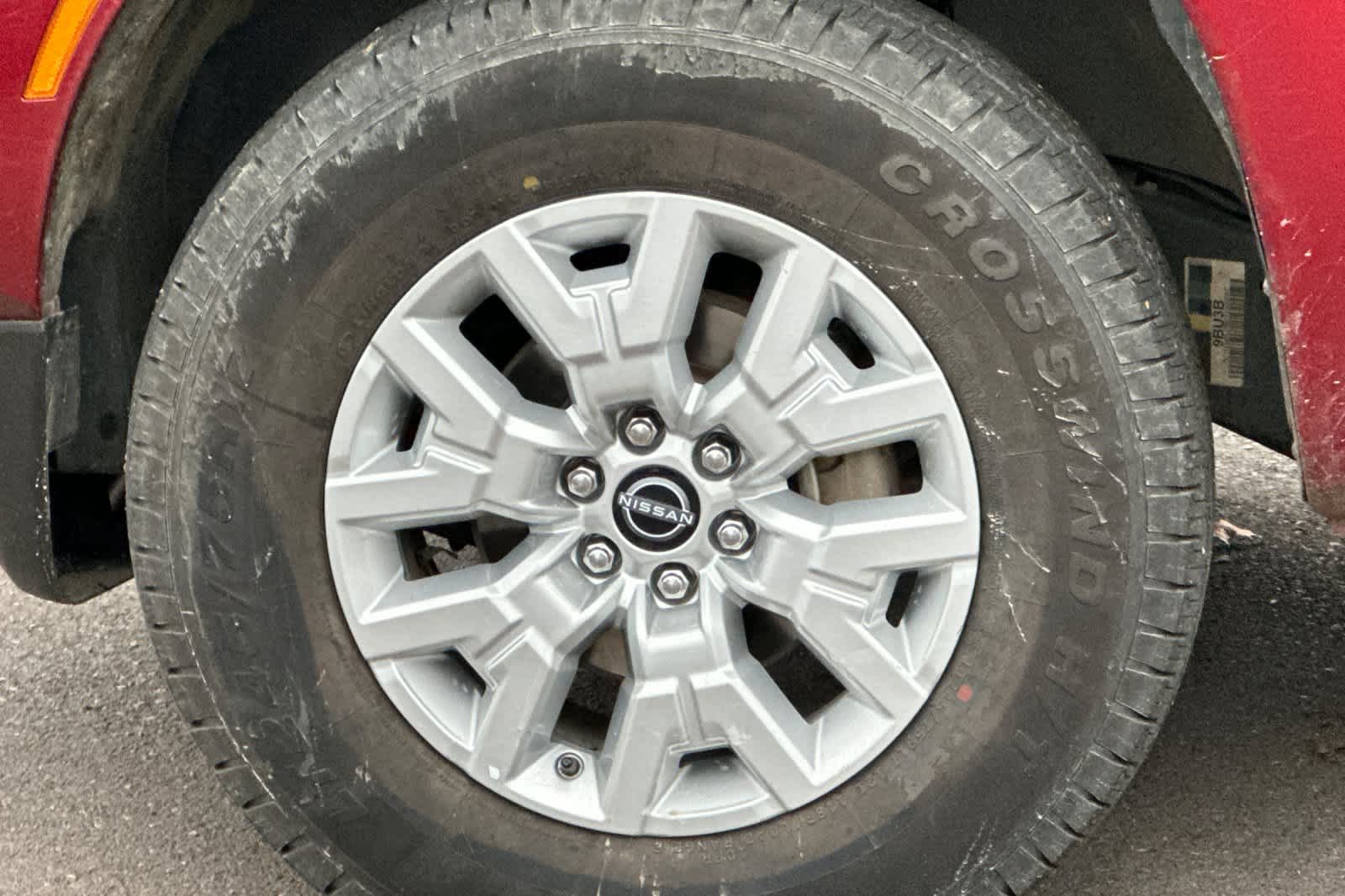 Thumbnail: 2023 Nissan Frontier - 25