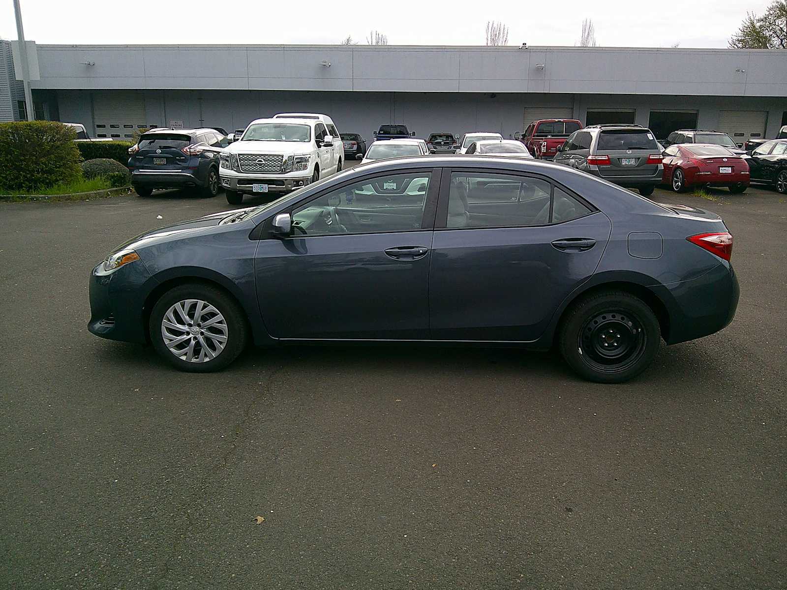 Thumbnail: 2017 Toyota Corolla - 2