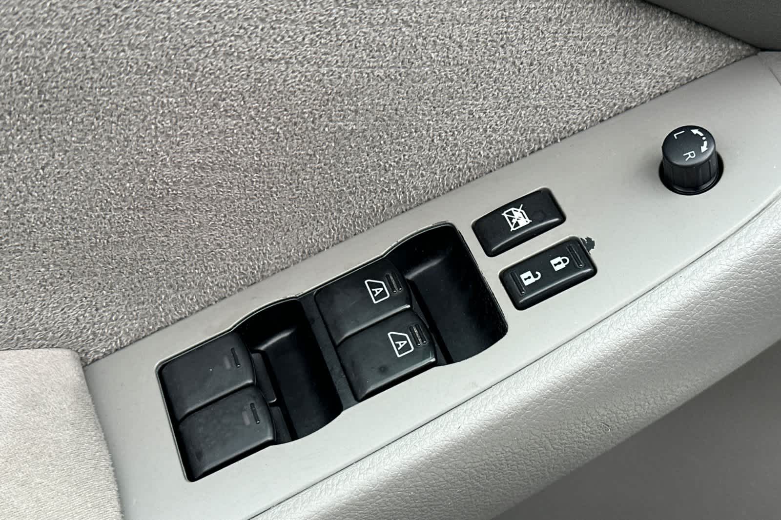 Thumbnail: 2010 Nissan Altima - 13